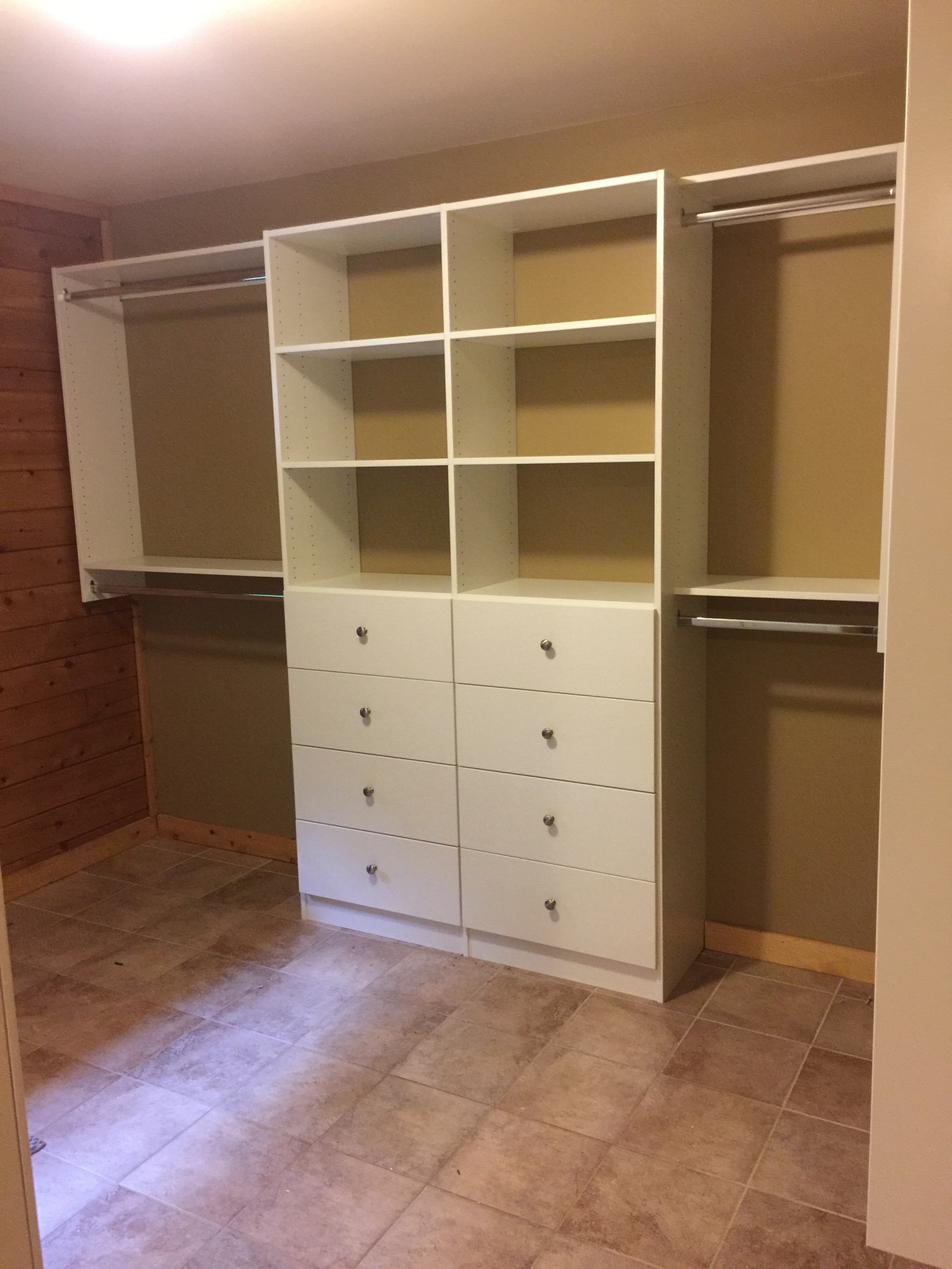 Walk In Closet & Laundry Room in Rutherfordton, NC