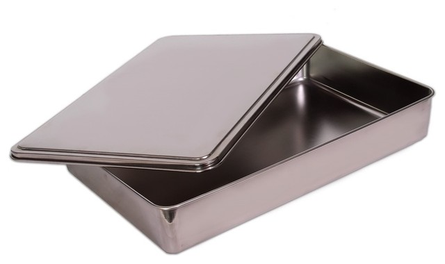 Stainless Steel Covered Cake Pan, Silver Medium