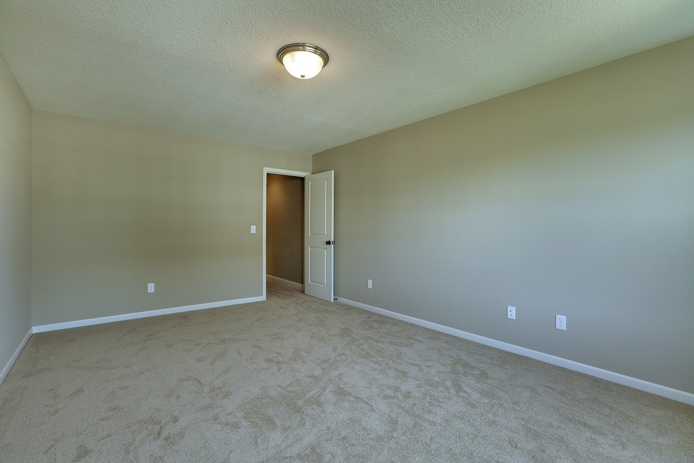 Home design - transitional home design idea in Minneapolis