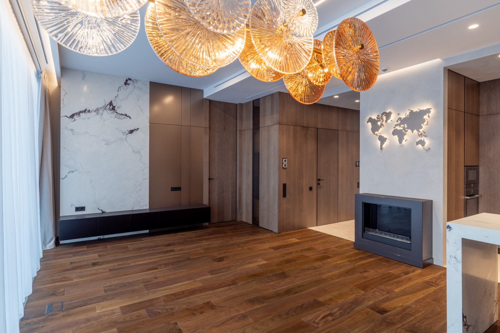 One-bedroom apartment in Skyscraper