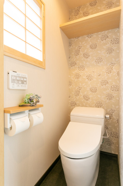 和を感じるトイレに orientale-bagno-di-servizio