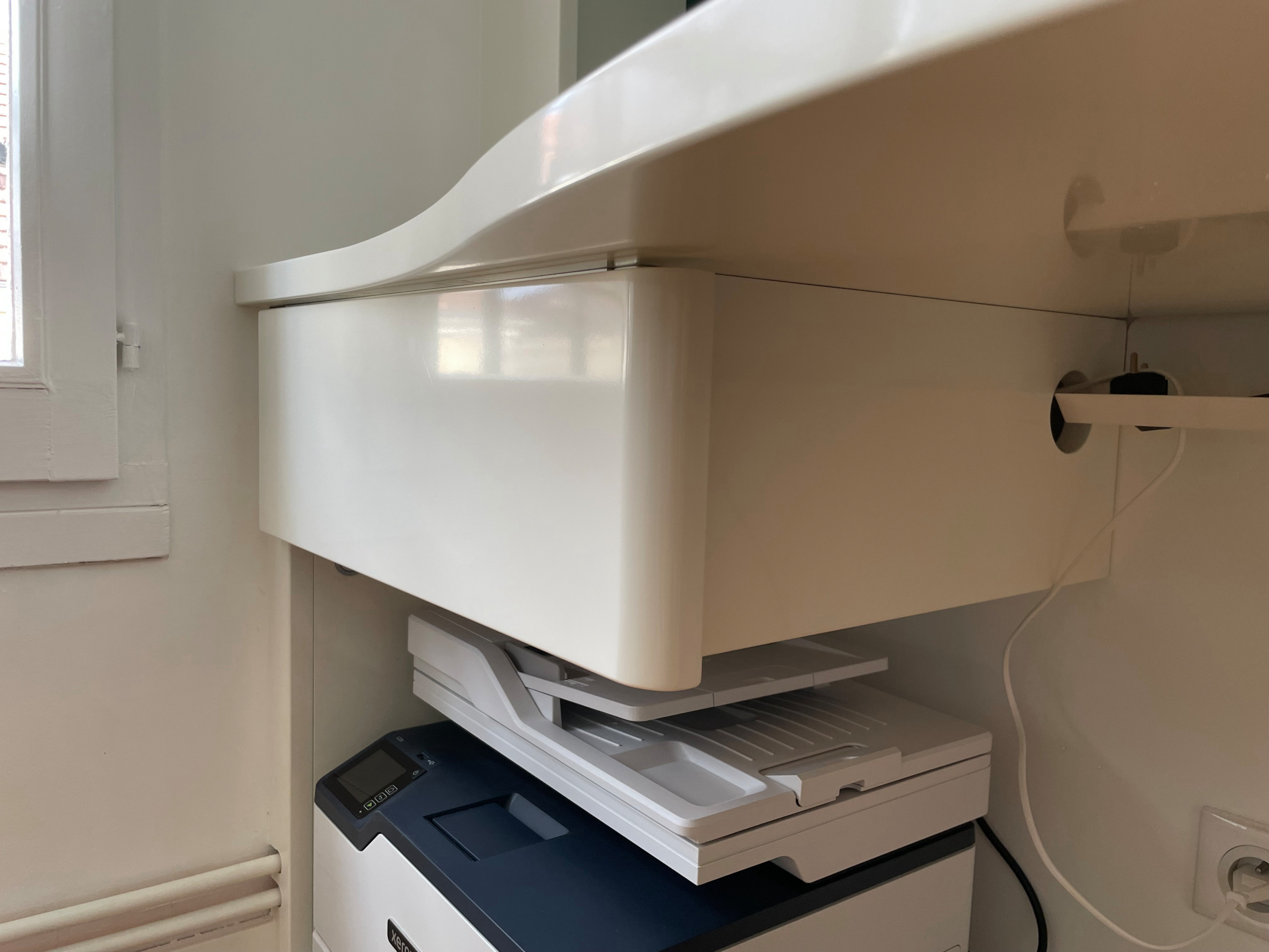 Bureau tout en courbes
