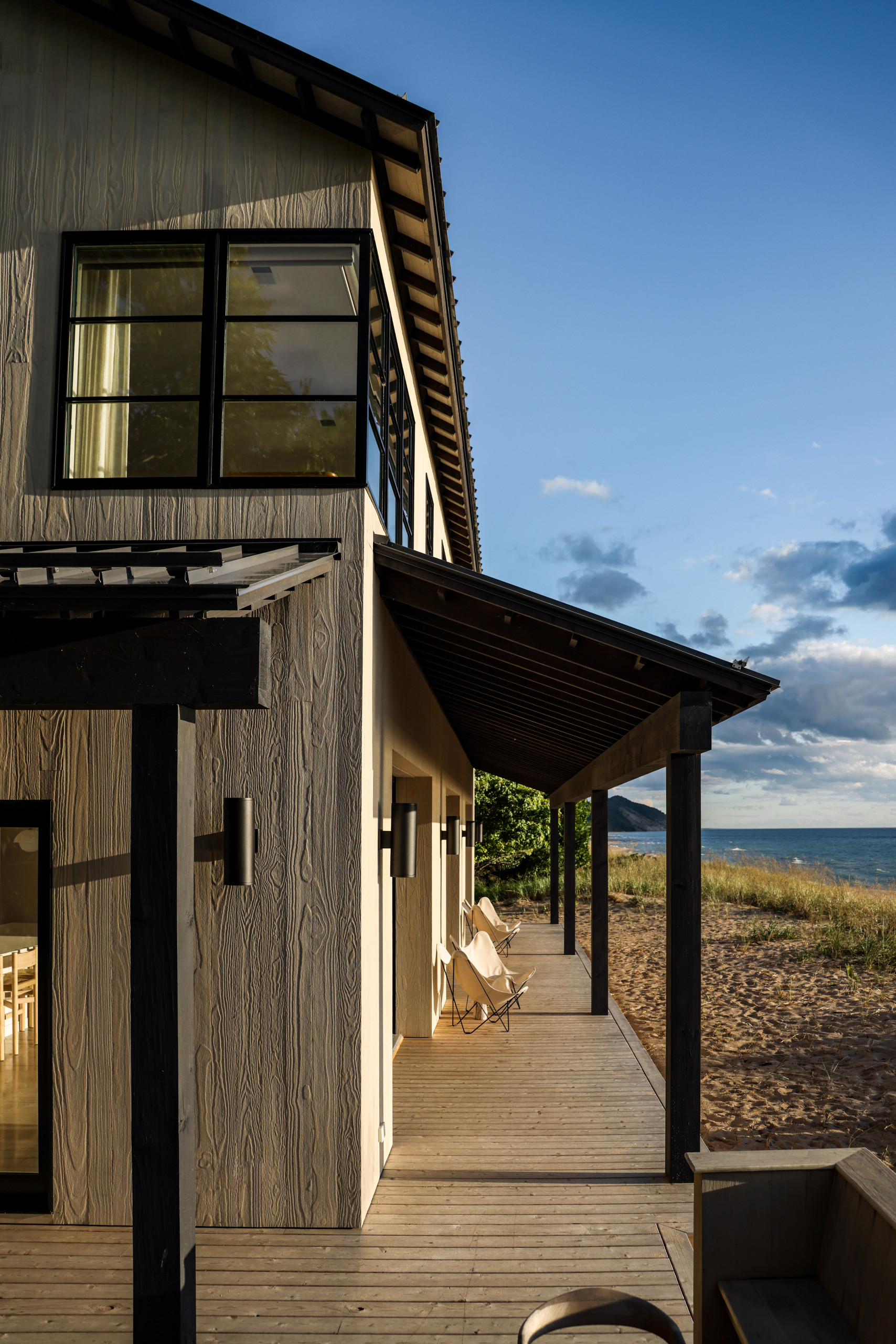 Modern Contemporary Beach House