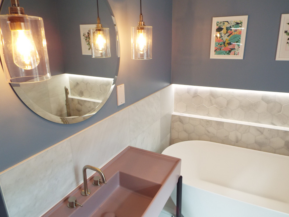 Family bathroom, NW6