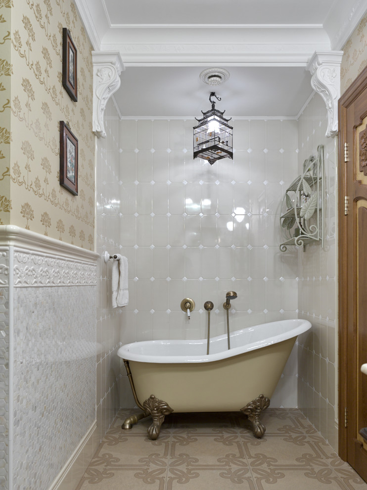 Пример оригинального дизайна: ванная комната среднего размера