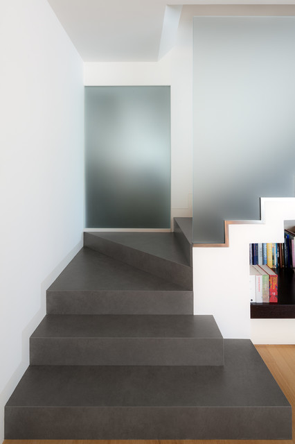 V House modern-treppen