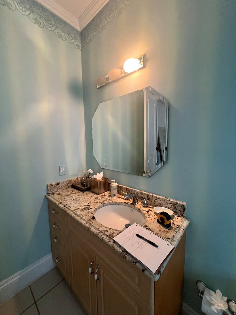 Tropical Mobility Friendly Guest Bathroom