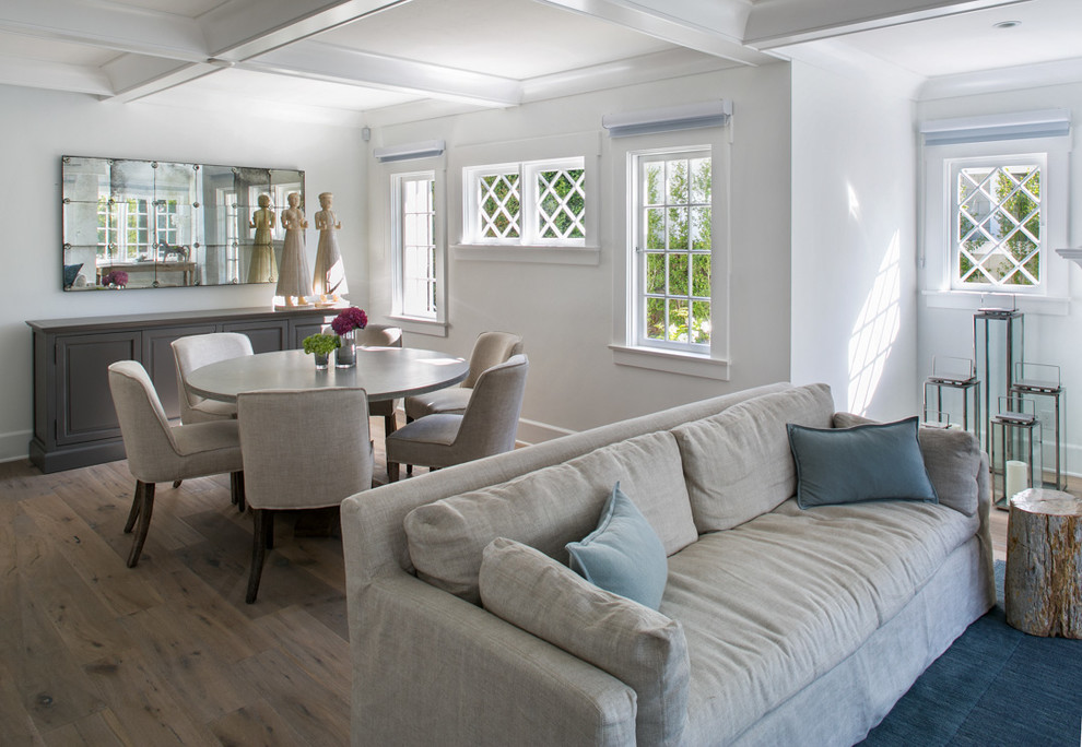 Example of a transitional home design design in San Diego