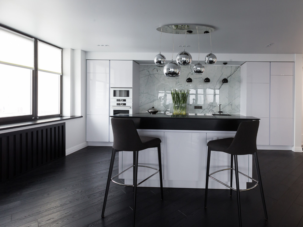 АПАРТАМЕНТЫ В ЧЕРНО-БЕЛЫХ ТОНАХ