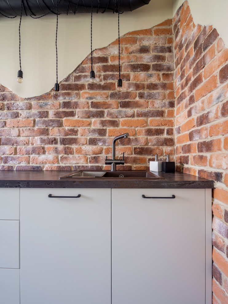 Кухня в стиле неоклассика без верхних модулей