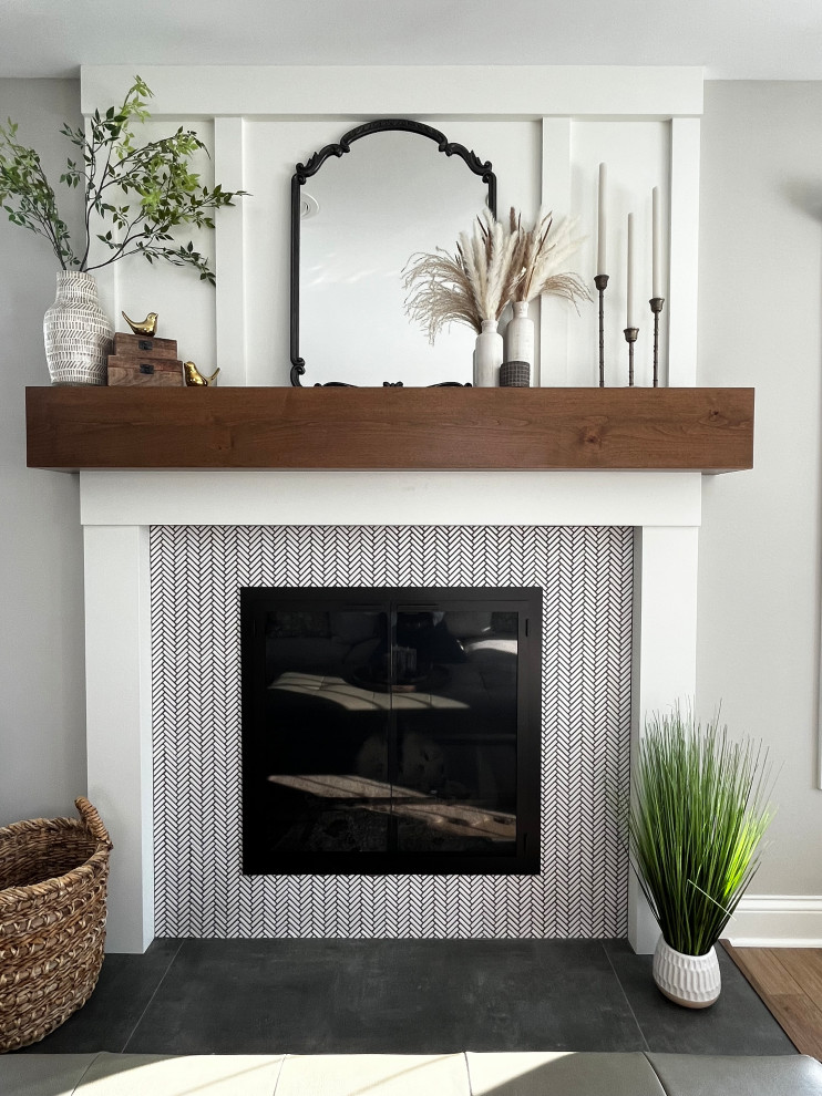 Hoffman Estates Main Level Renovation