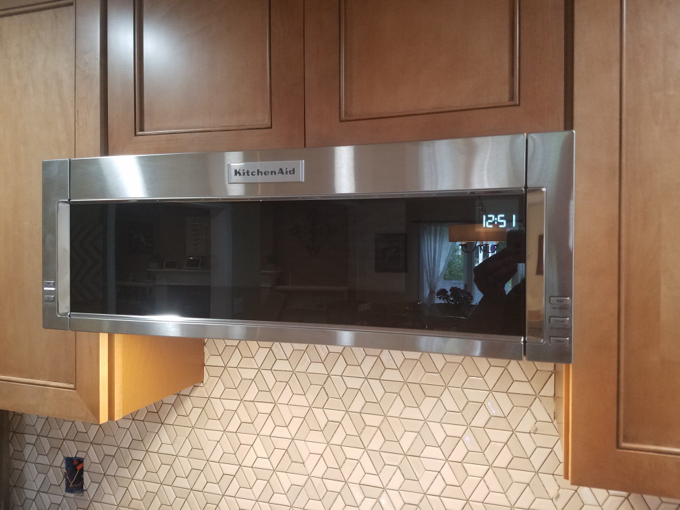 Microwave/Vent Hood