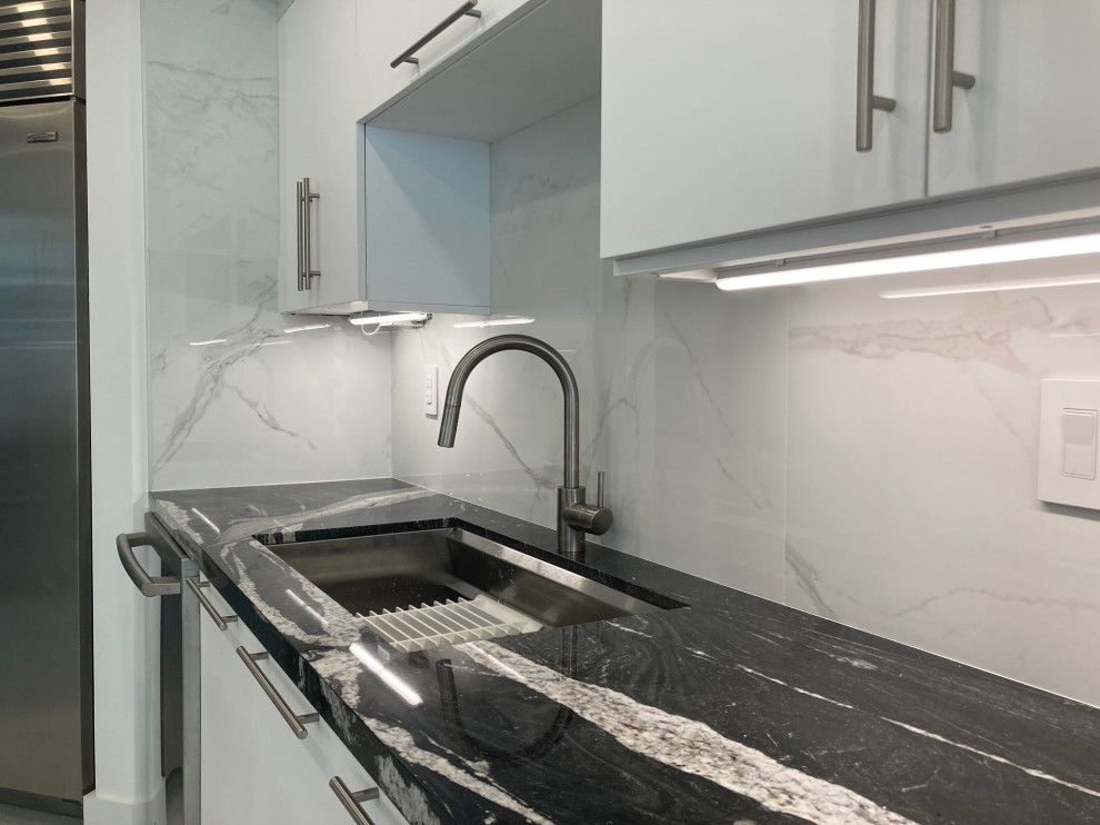 Black & White Condo Renovation