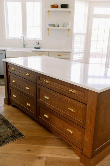 Sutton Kitchen transitional-kitchen