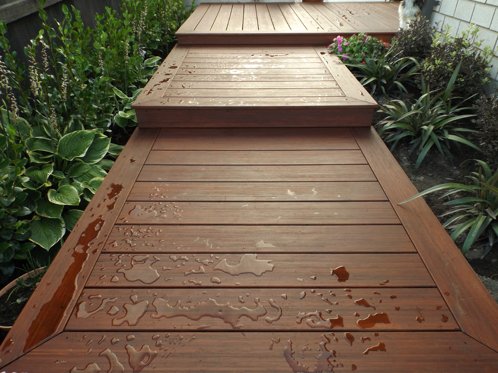 Photo of a contemporary deck in Christchurch.
