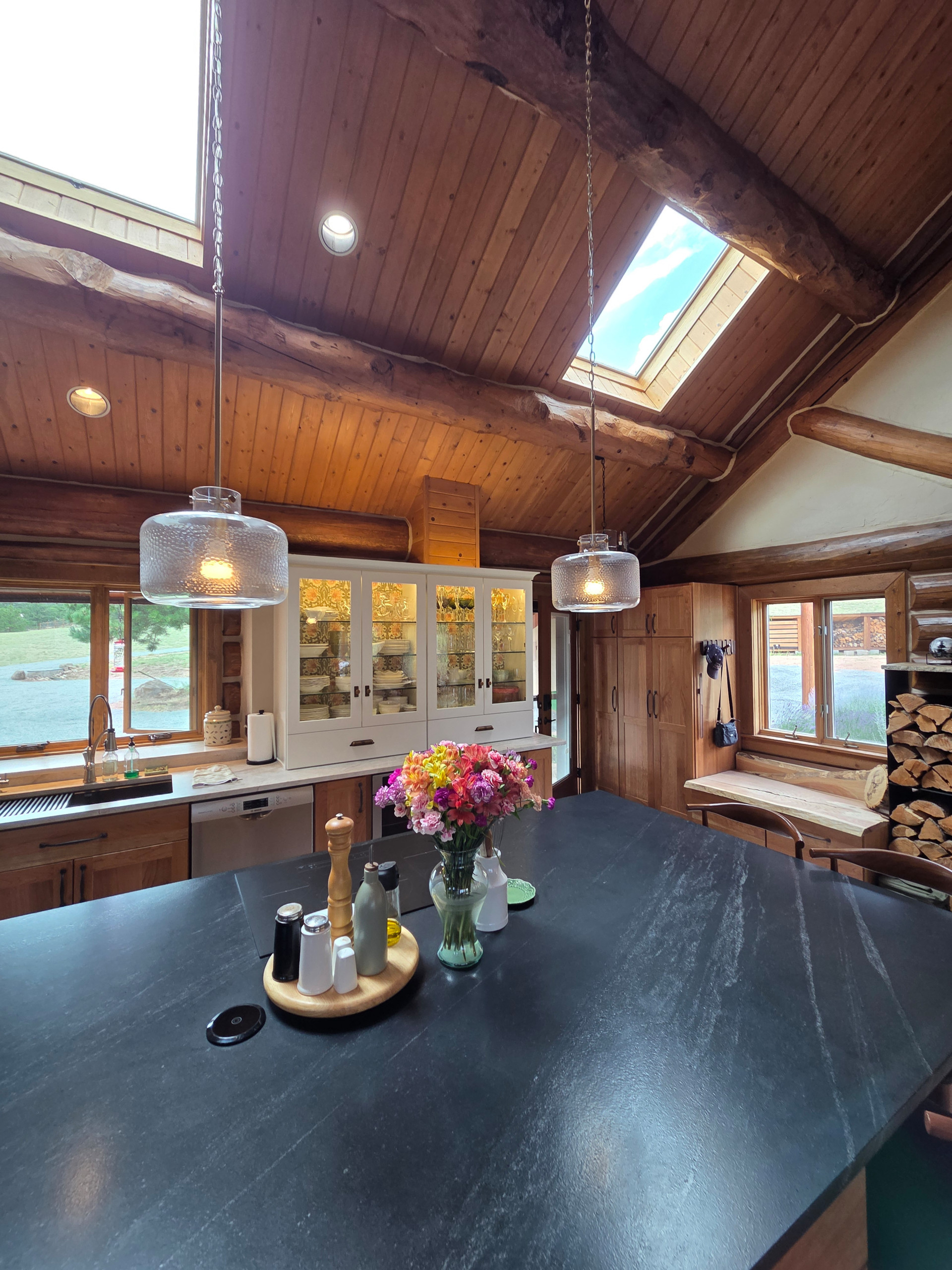 Lyons Mountain Home