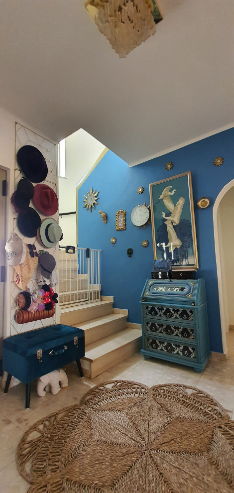 Дом с птицами