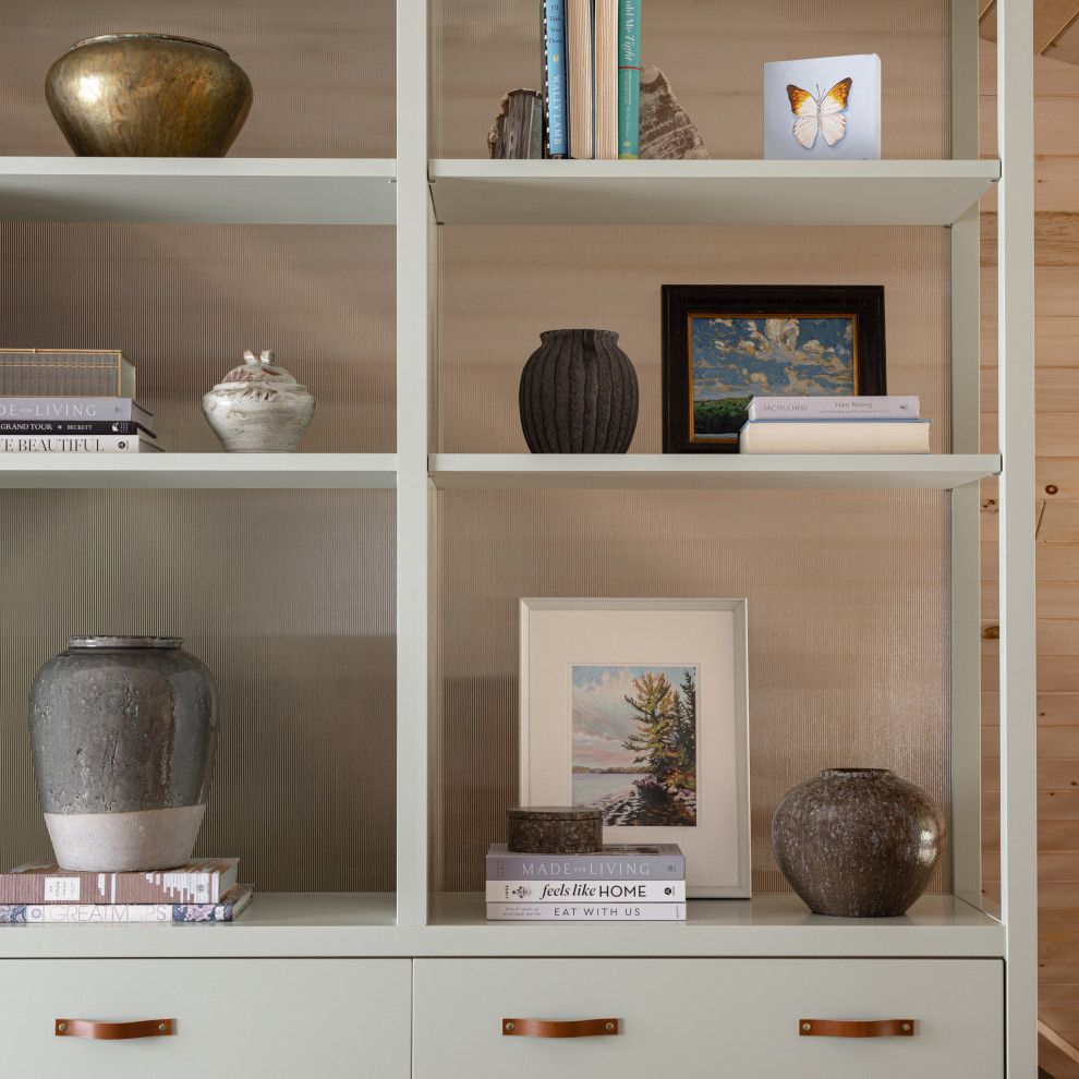 Inspiration for a transitional home design remodel in Toronto
