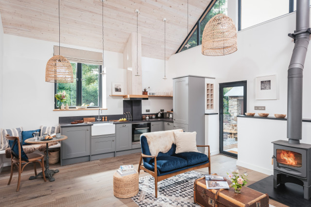 Over Lemon River country-kitchen