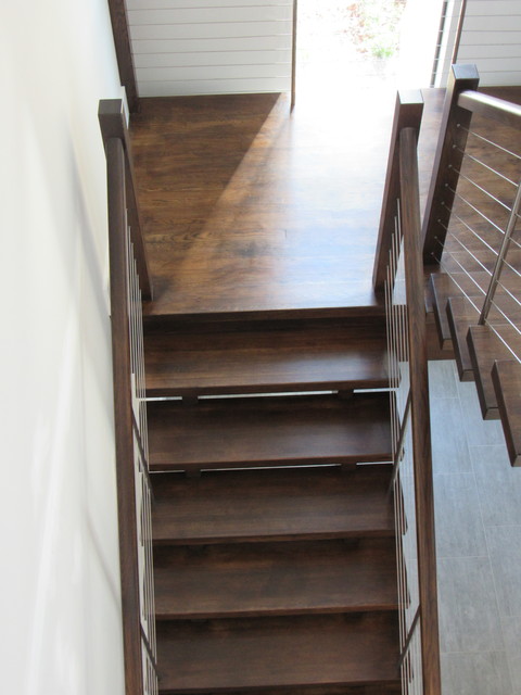 Stainless Cable/ Open Riser contemporary-staircase