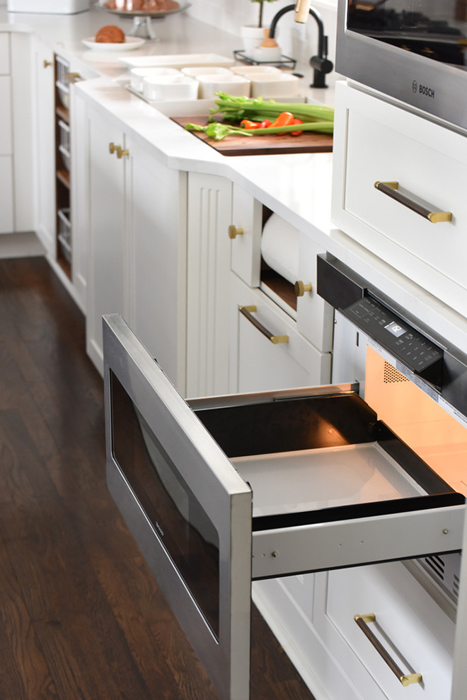 Inspiration for a transitional kitchen remodel in Cincinnati
