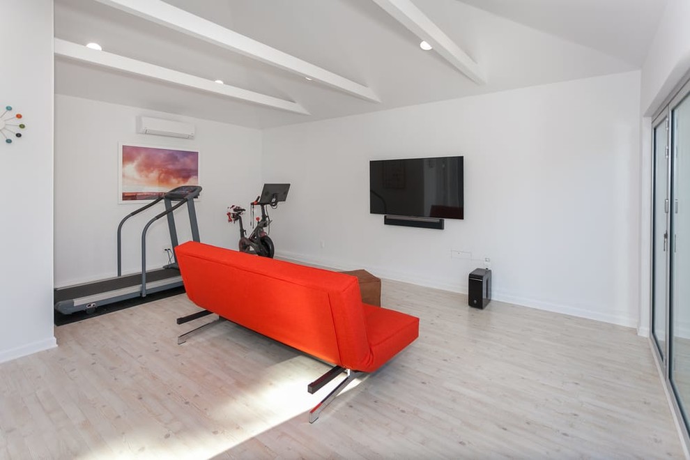 Home design - modern home design idea in Los Angeles