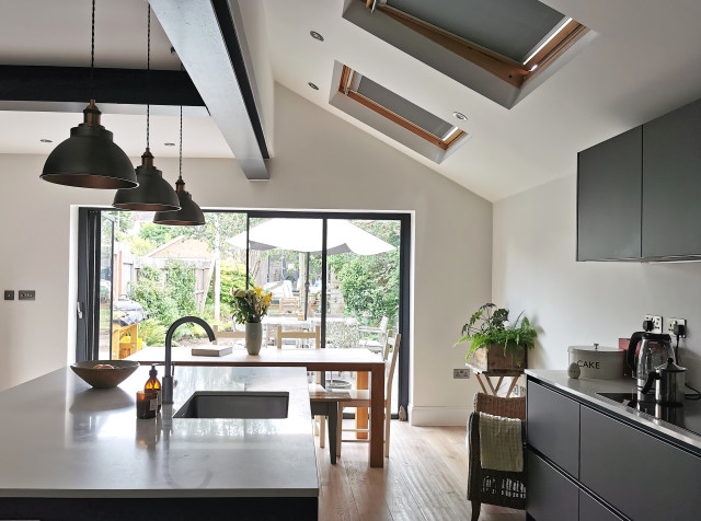 Luton Road, Harpenden contemporary-kitchen