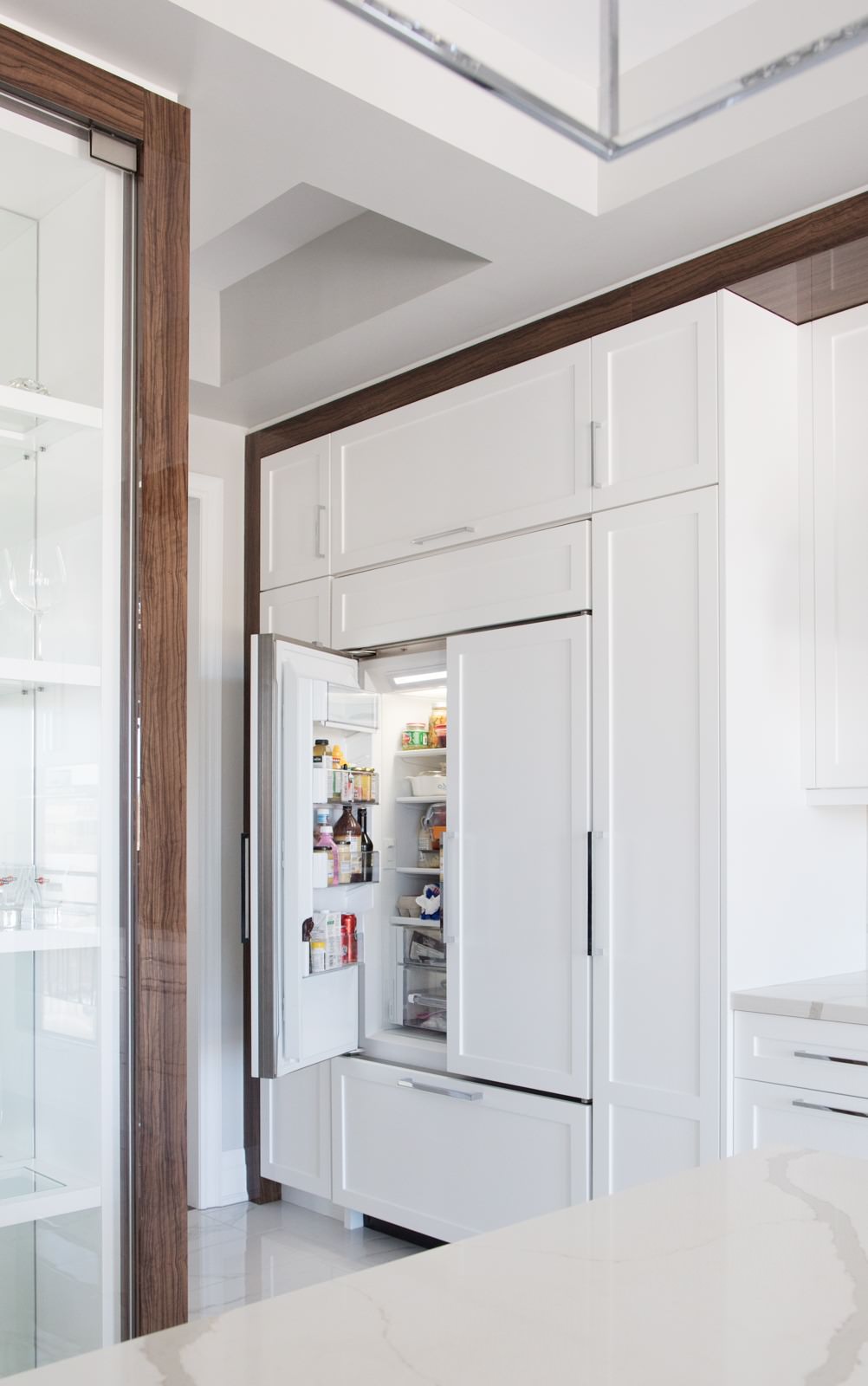 Кухня МДФ белая эмаль Сочи