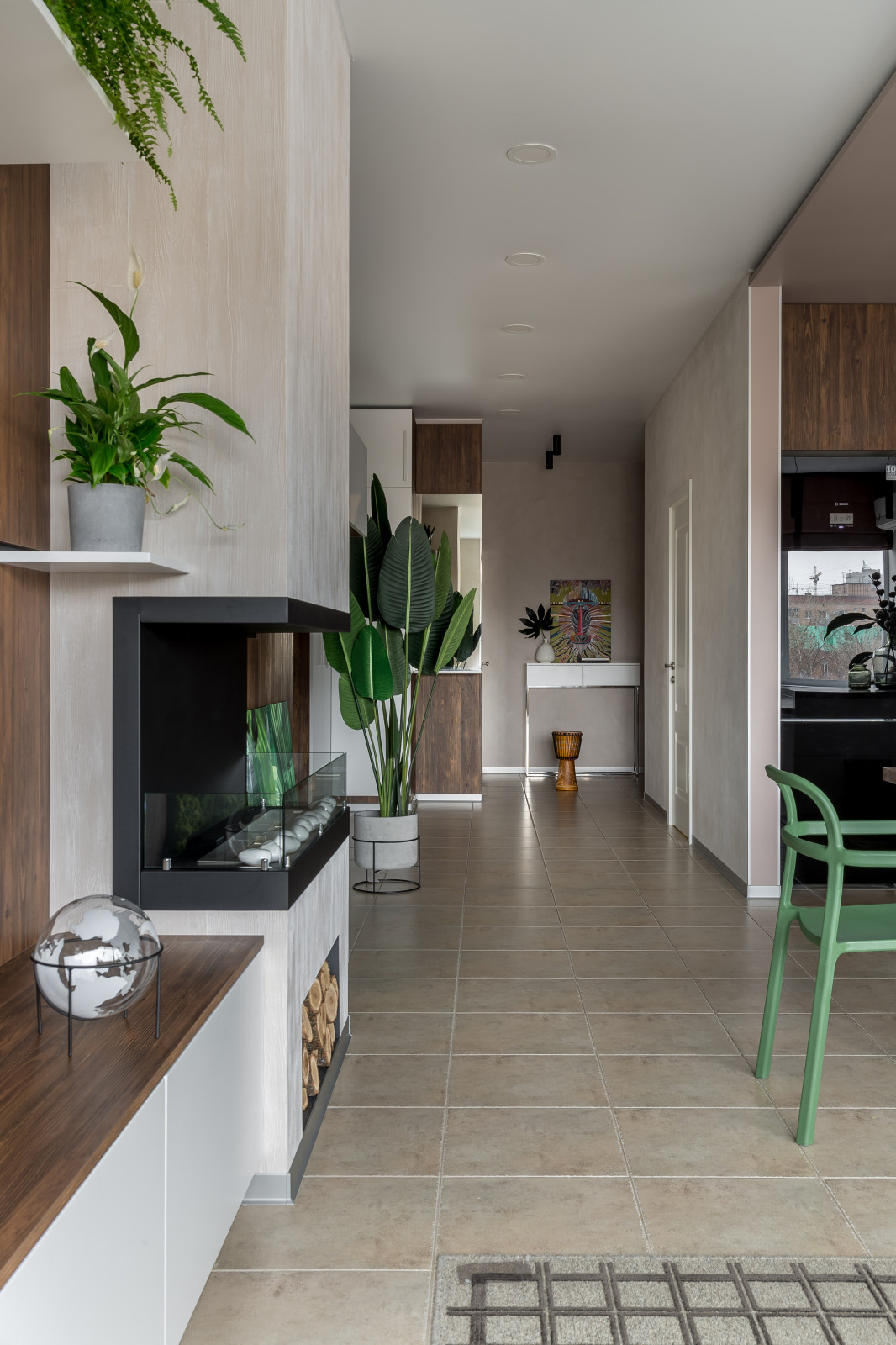 Кухня-гостиная с зеленью