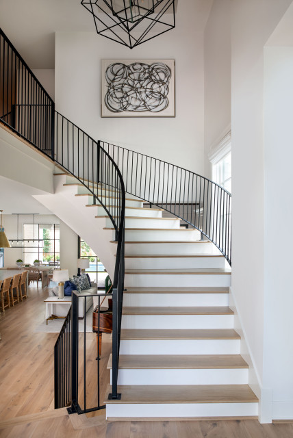 Memorial Transitional modern-treppen