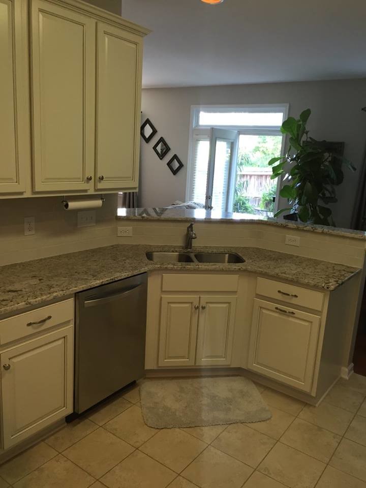 Inspiration for a transitional home design remodel in Charlotte