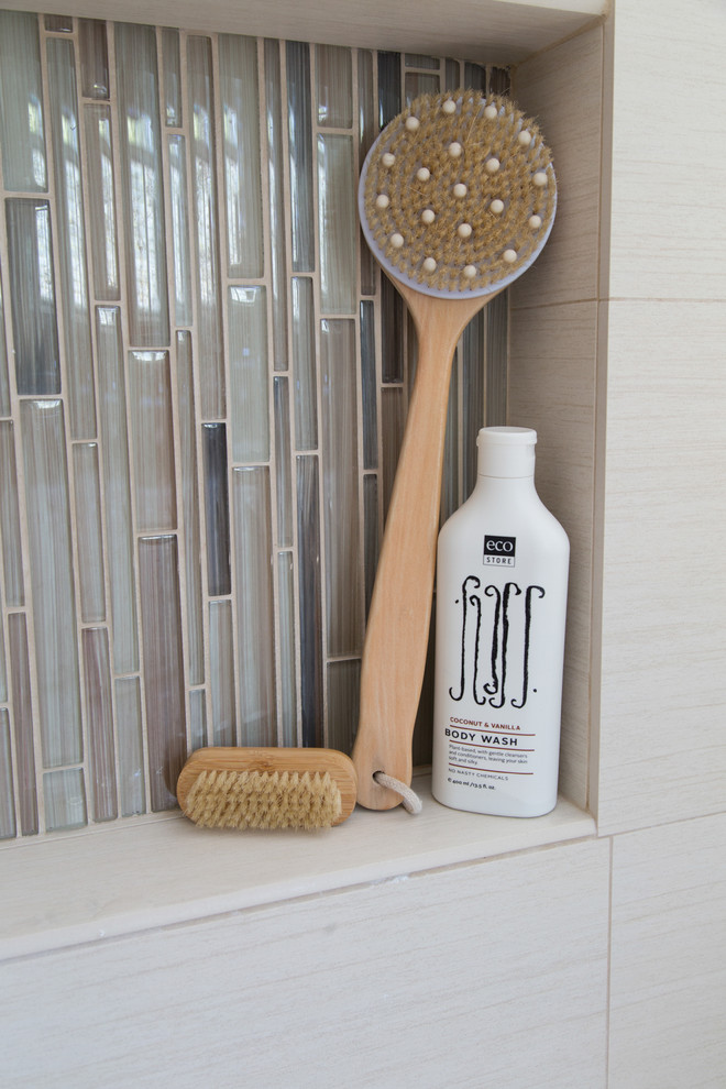 Inspiration for a mid-sized transitional master beige tile and glass sheet bathroom remodel in Houston