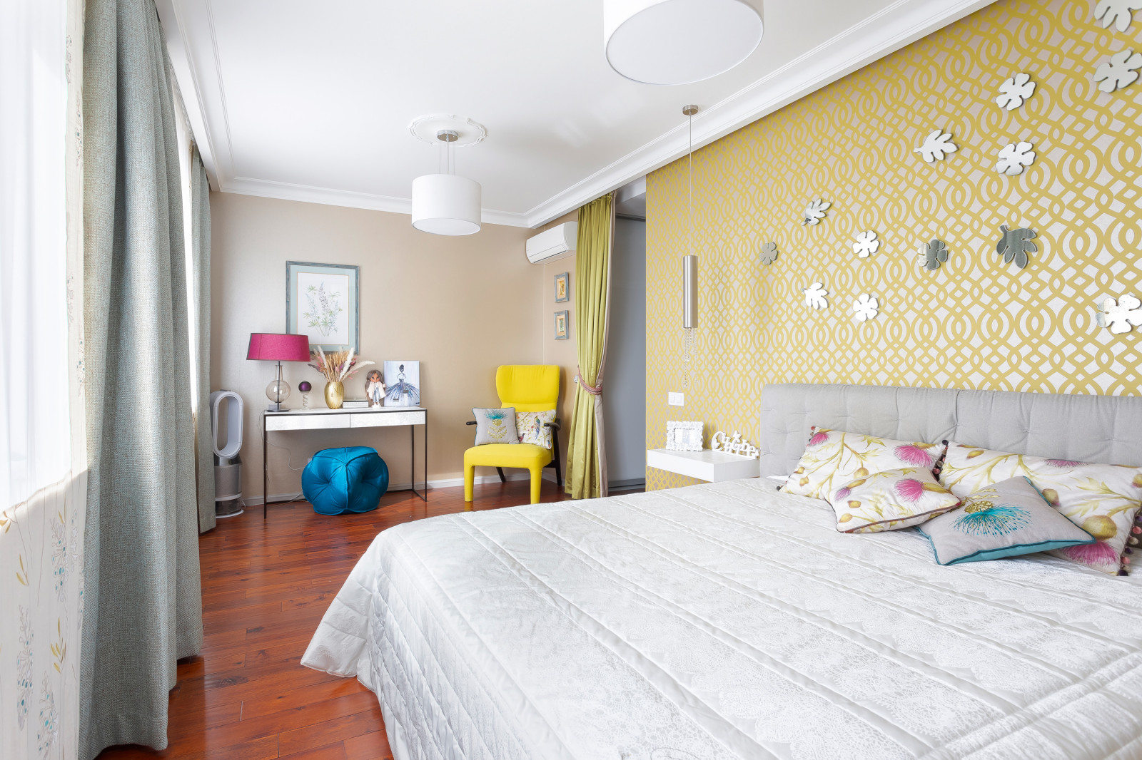 2х-уровненвая квартира в центре Петербурга