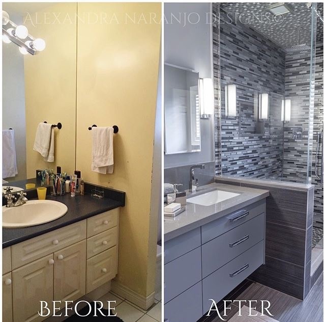 Example of a mid-sized transitional home design design in Toronto