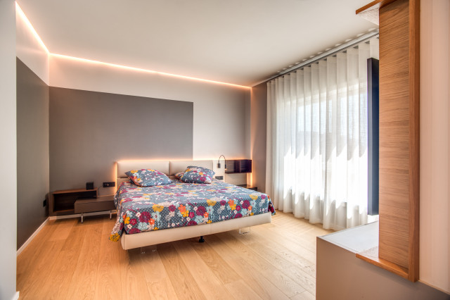 RIVARONE contemporary-bedroom