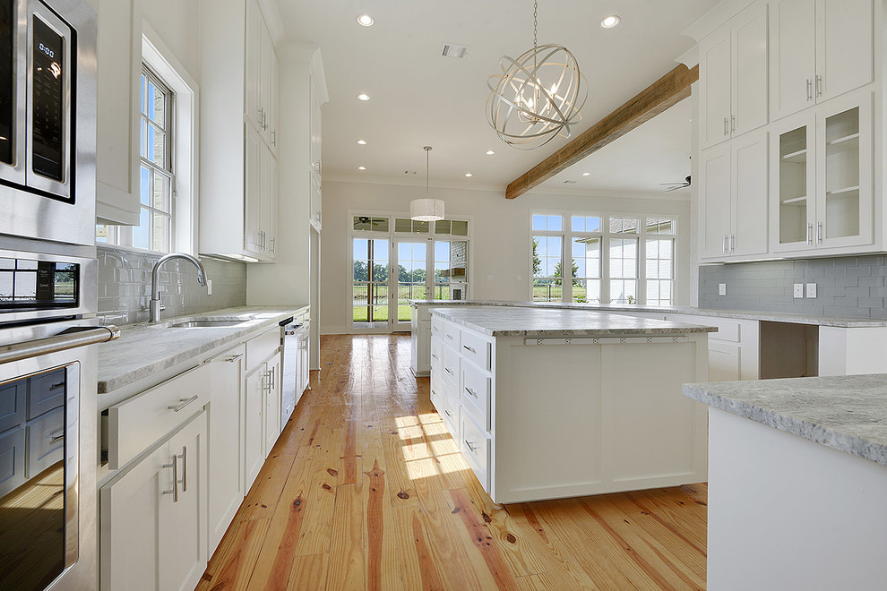 Example of a mid-sized transitional kitchen design in New Orleans