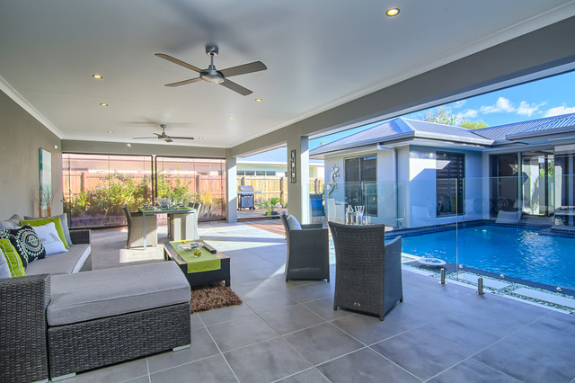 Blue Lagoon contemporary-veranda