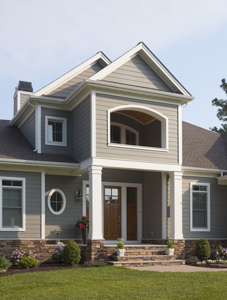 Modern Coastal Home with Clapboard Siding Traditional Modern Coastal Home with Clapboard Siding Traditional