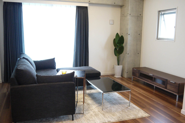 スタイリッシュな男性の一人暮らし空間 Moderno Nagoya De Imaeda Design Co Ltd Houzz スタイリッシュな男性の一人暮らし空間 Moderno Nagoya De Imaeda Design Co Ltd Houzz