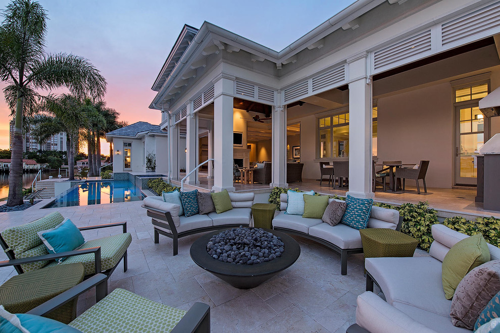 Patio - transitional patio idea in Miami