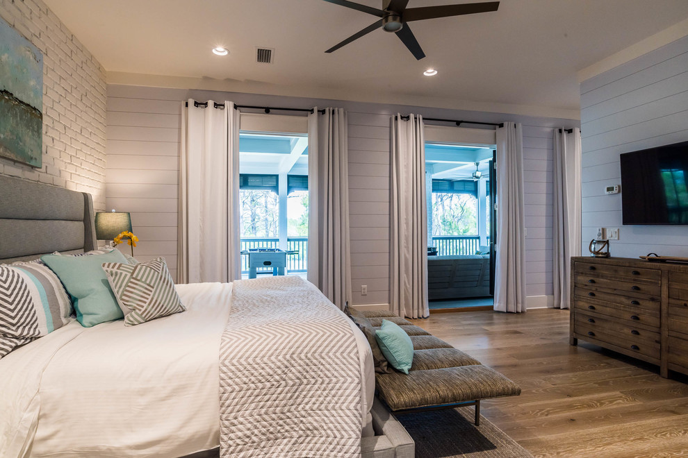Bedroom - coastal bedroom idea in Dallas