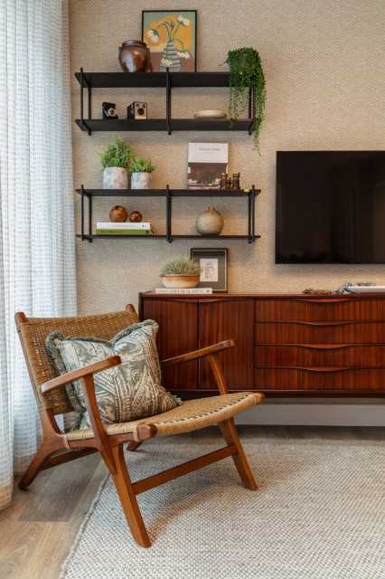 Hackney Project midcentury-living-room