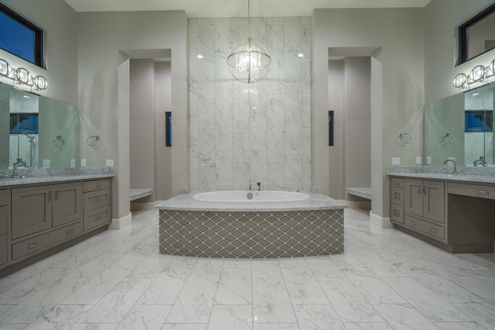 Bathroom - transitional bathroom idea in Phoenix