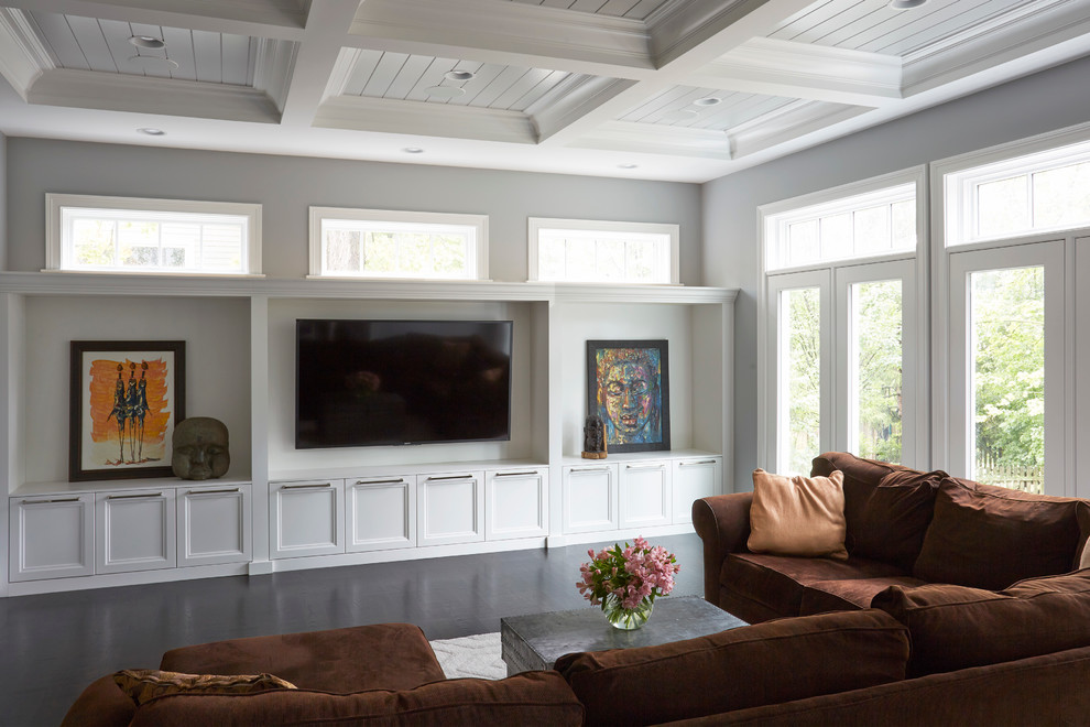 Transitional home design photo in Chicago