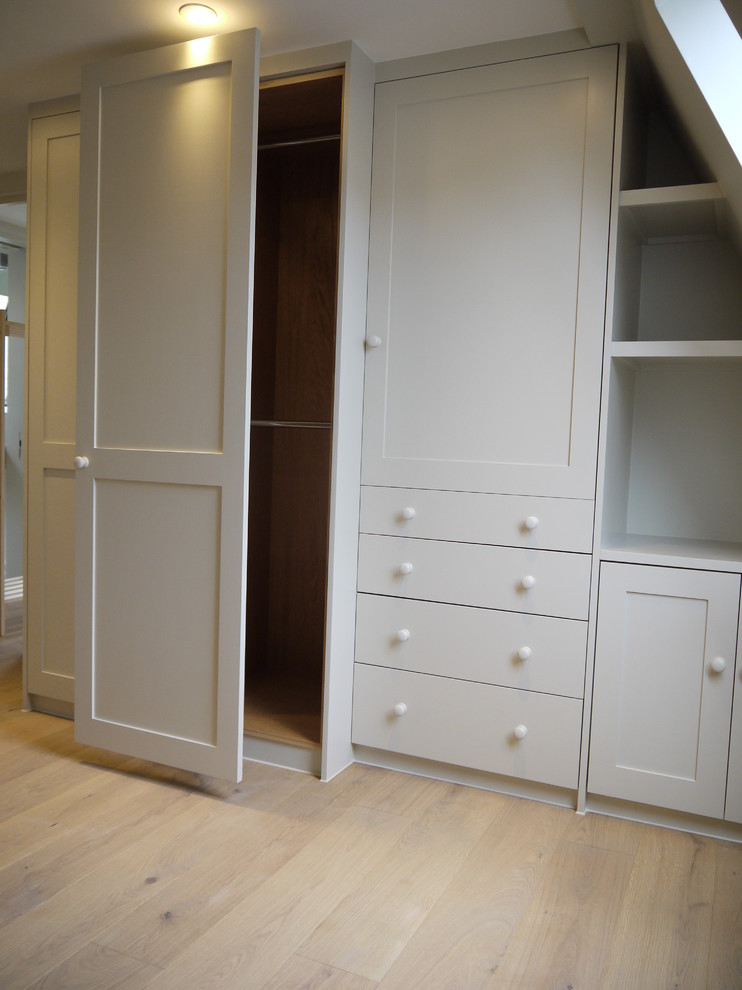 Inspiration for a traditional storage and wardrobe in London.
