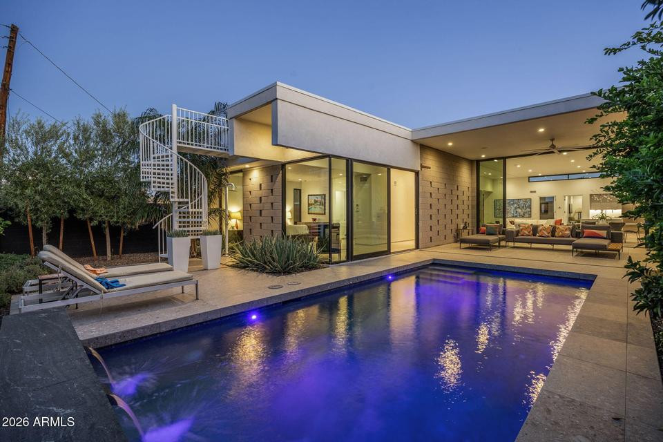 Paradise Valley, AZ 4 Bedroom, 3.5 Bath