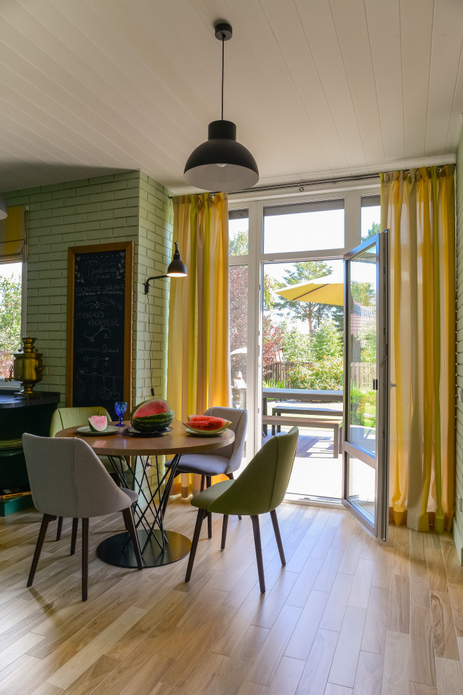 Летний дачный дом с банным комплексом