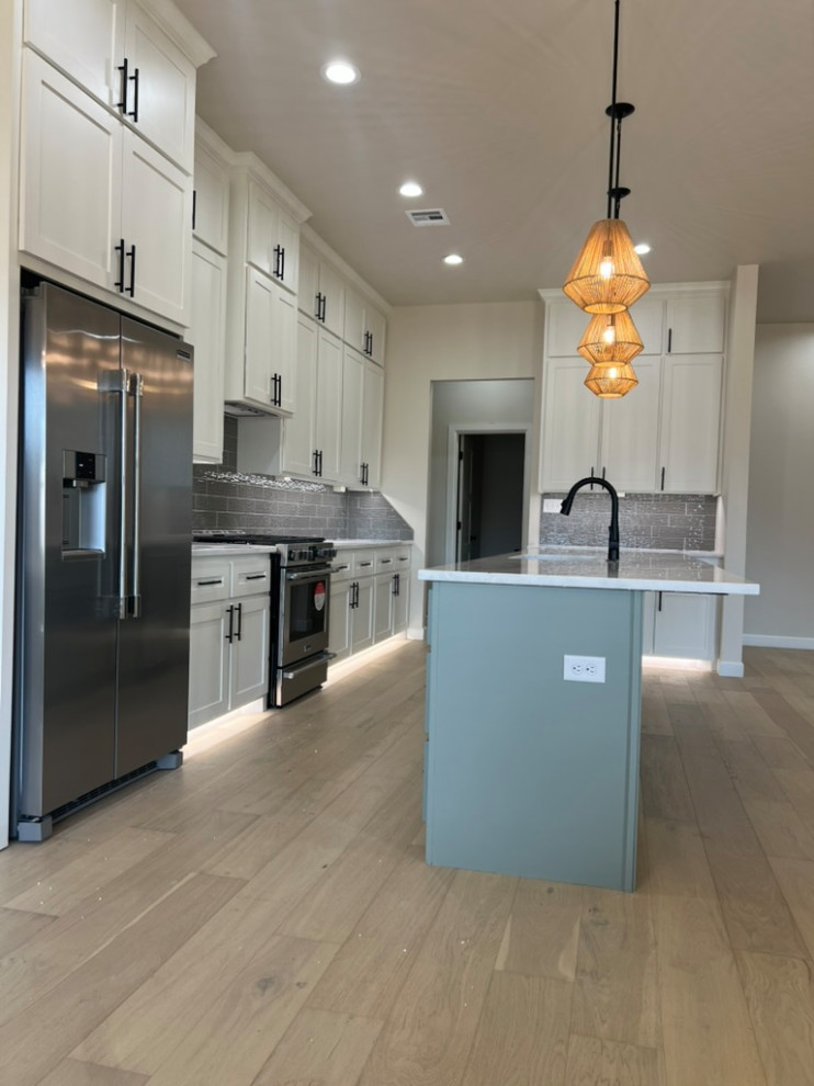 2702 Cloud Nine