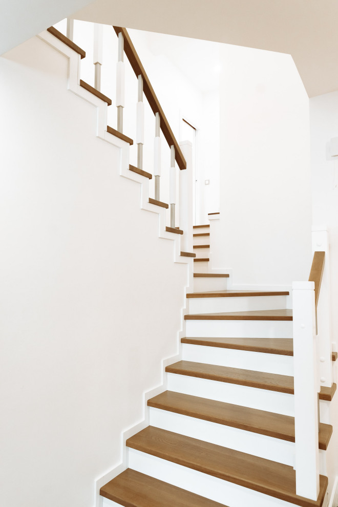 Проект 5 - Обшивка 3х этажей бетонной лестницы дубом