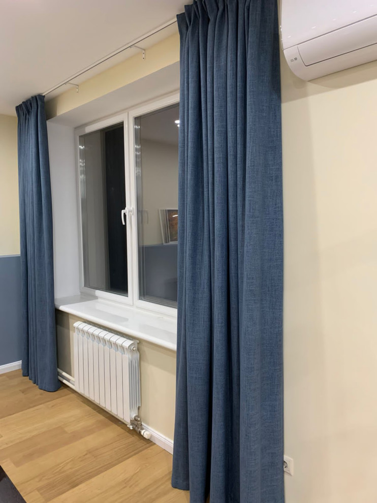 Синие шторы в гостиную на Большой Набережной